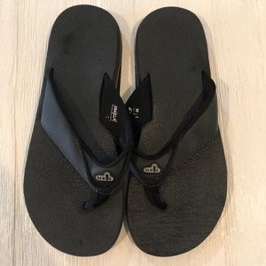 Mens Black Sanuk Sandals